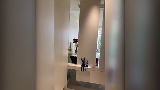 অনিয়মিত ডিজাইন সহ ইন্টারনেট সেলিব্রিটি লেক, দেওয়ালে ঝুলছে পুরো বডি আয়না, অনিয়মিত দেওয়াল